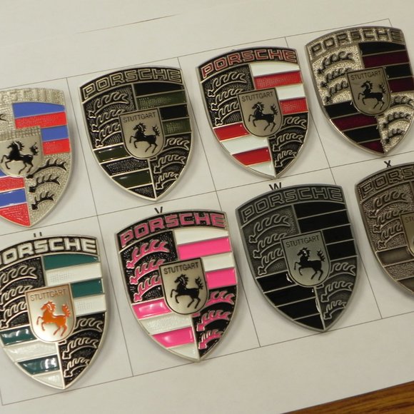 PORSCHE custom livery hood crests - Picture 8 of 9